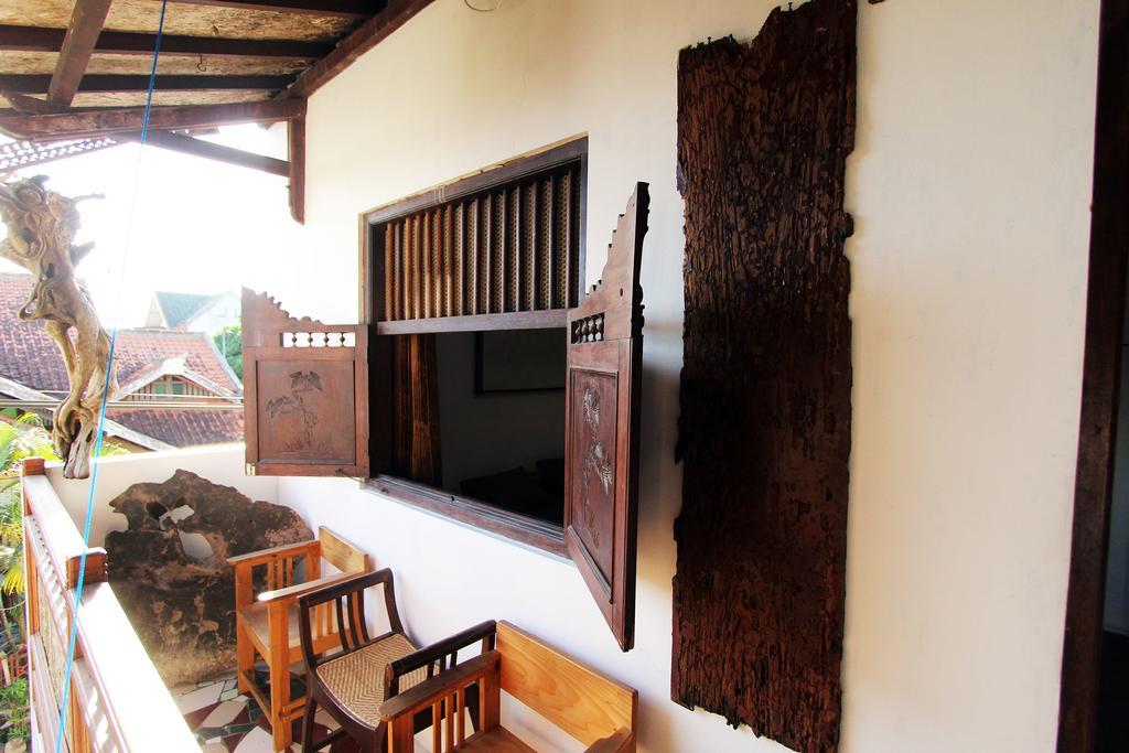 Posnya Seni Godod Art Gallery & Homestay Yogyakarta Exterior photo